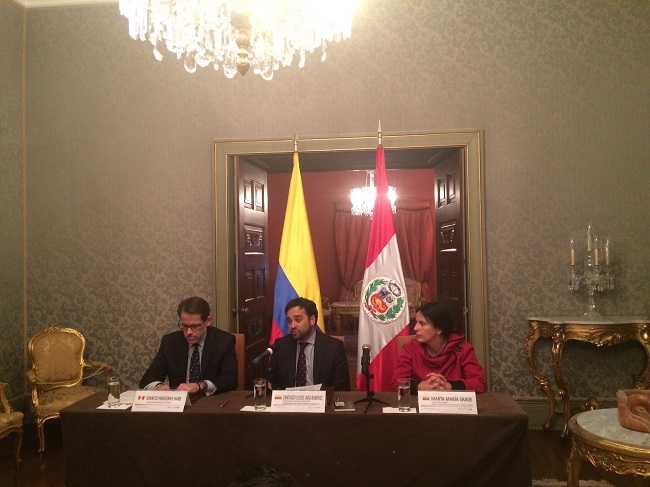 Entrega pieza Perú
